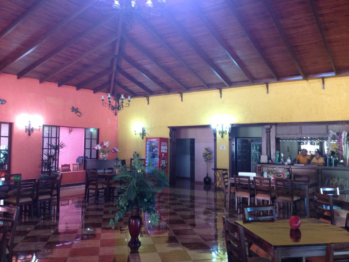 Hotel Hacienda Prom Misantla Exterior photo